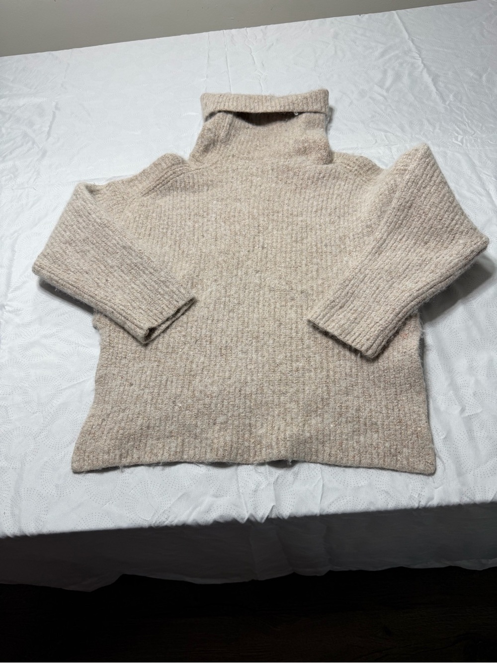 Babaton Cozy Women's Knit Turtleneck Sweater in Cream